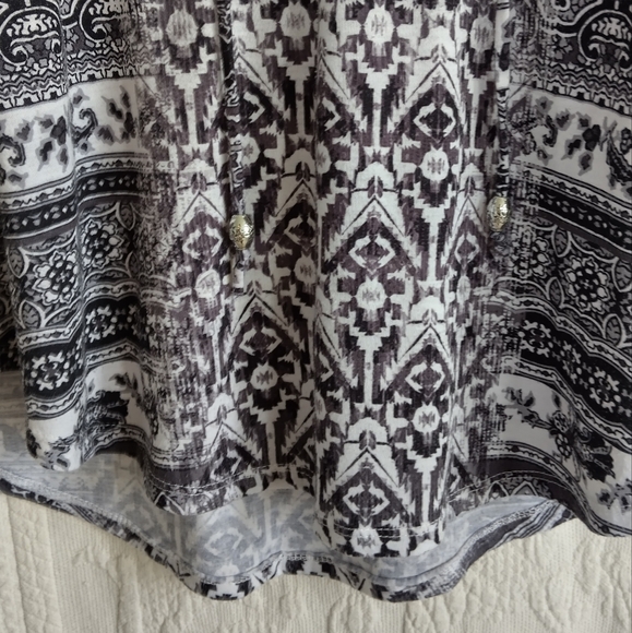 World Unity Boho Blouse Black and White Beaded Tie Front Bell Sleeve Geometric - Picture 4 of 9